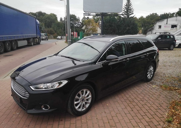 Ford Mondeo cena 47900 przebieg: 110000, rok produkcji 2016 z Brwinów małe 137